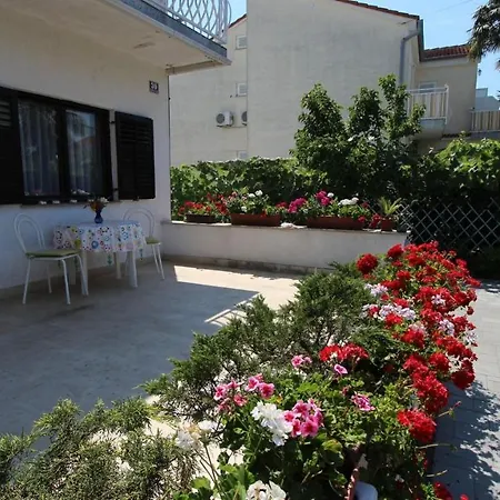 Miro Guest house