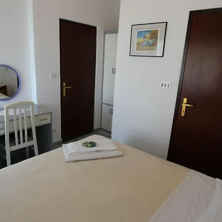 Miro Guest house Vantacici