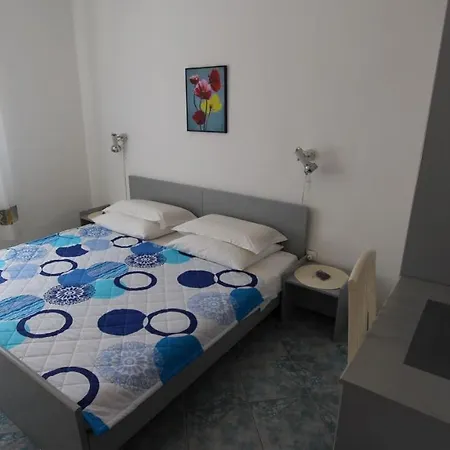 Miro Guest house Vantacici