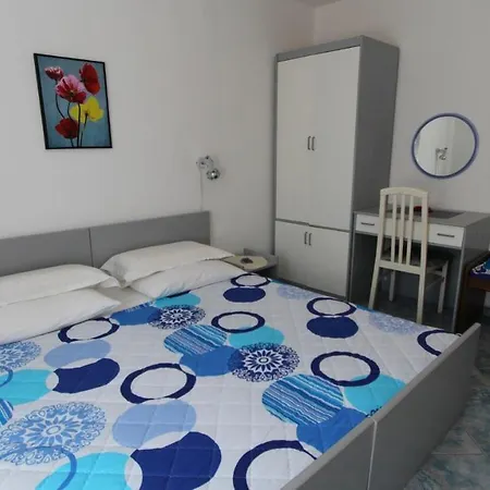 Miro Guest house Vantacici